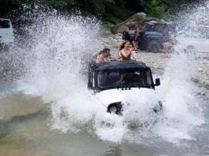 Джиппинг с концертом Джиппинг с концертом