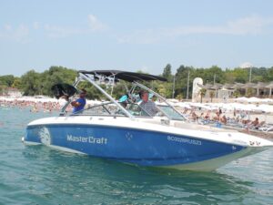Вейсерфинг за катером MasterCraft Вейсерфинг за катером MasterCraft