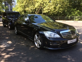 Mercedes Benz E 213