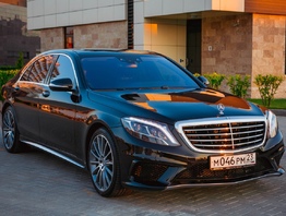 Mercedes Benz E 213